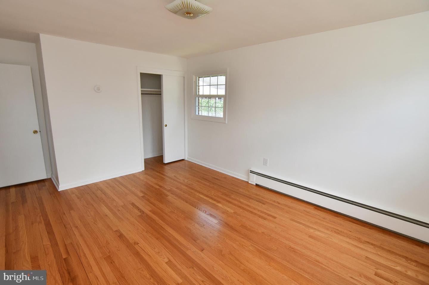 437 Beechcroft Road photo 29
