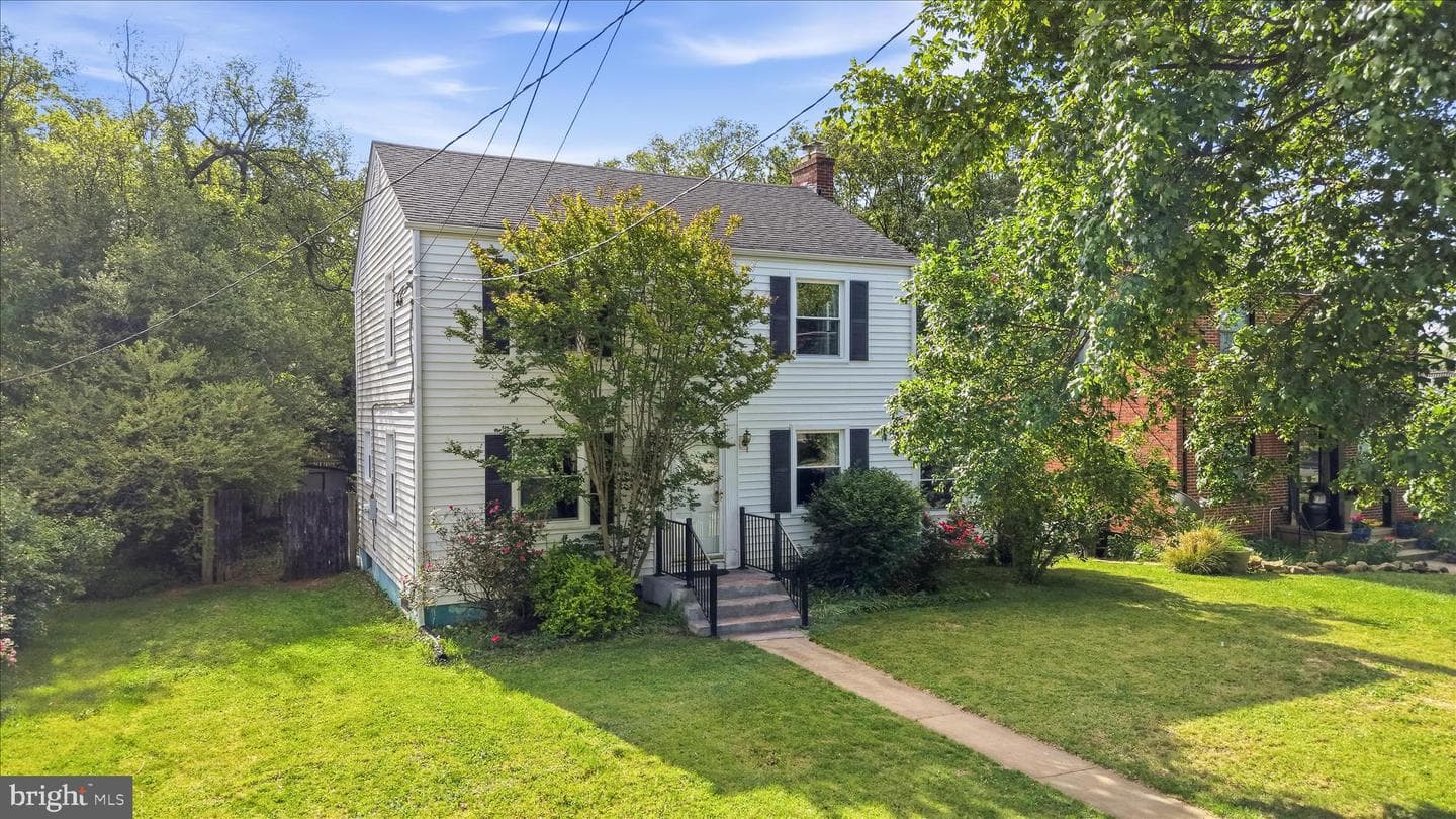 410 N Pleasant Valley Road