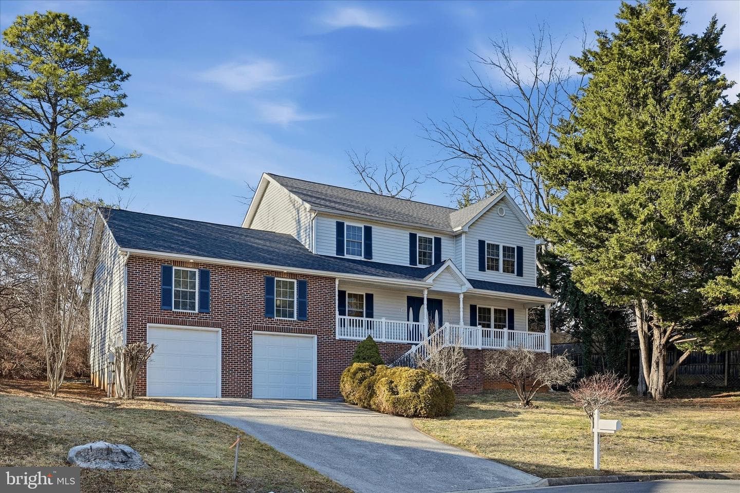 620 Crystal Court, Winchester