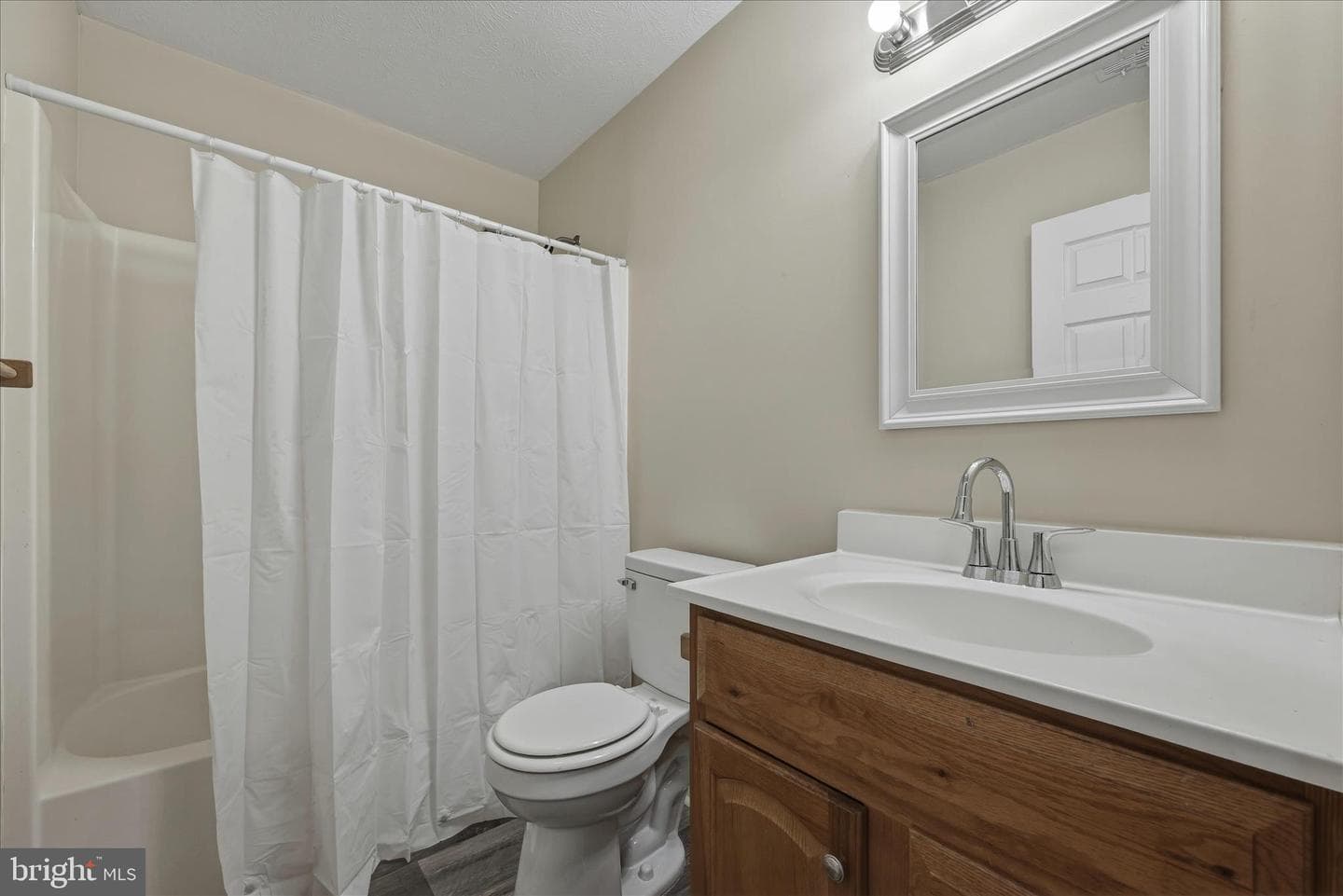 620 Crystal Court photo 28
