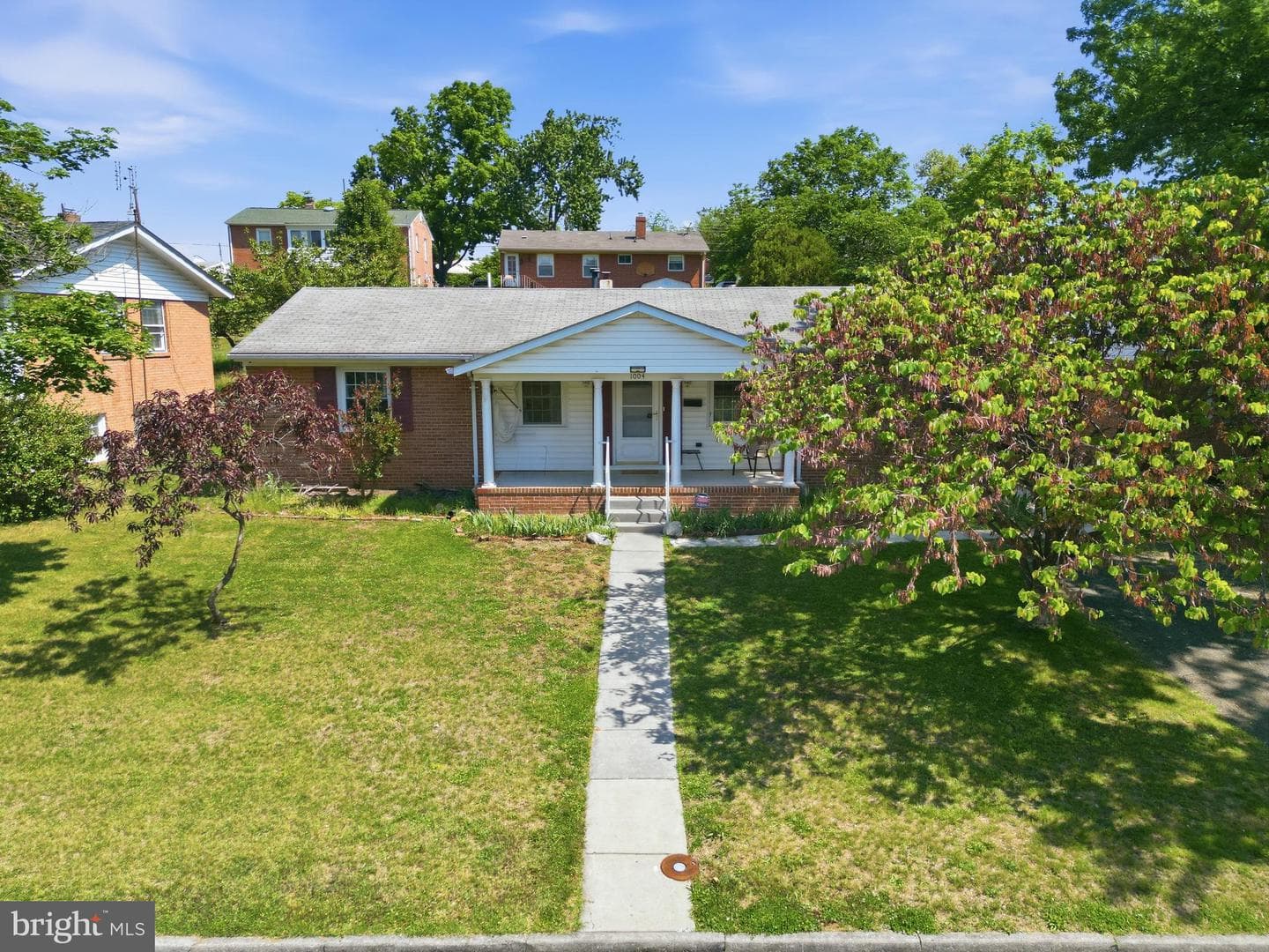 1004 Allen Drive photo 3