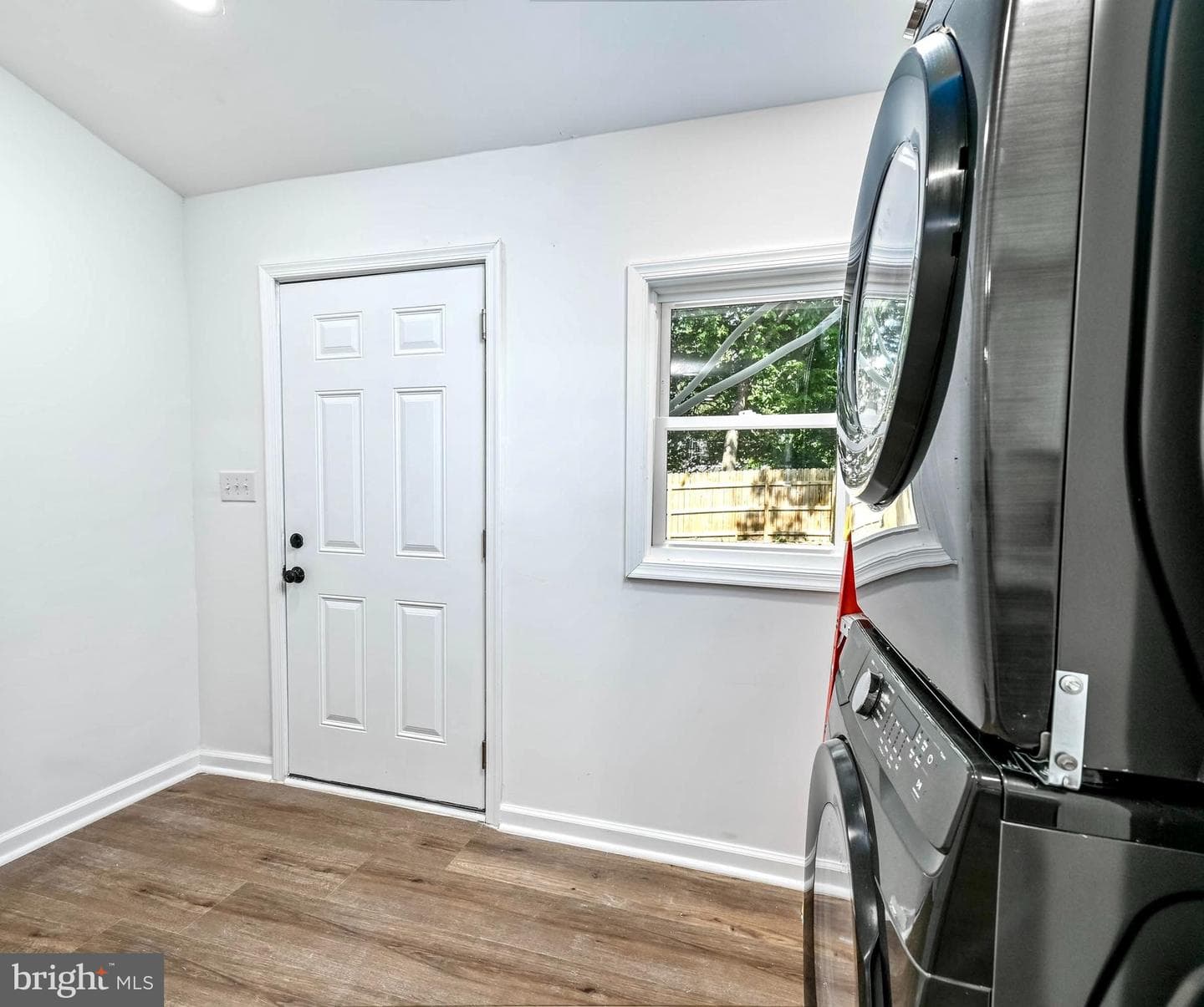 317 Fairview Avenue photo 11