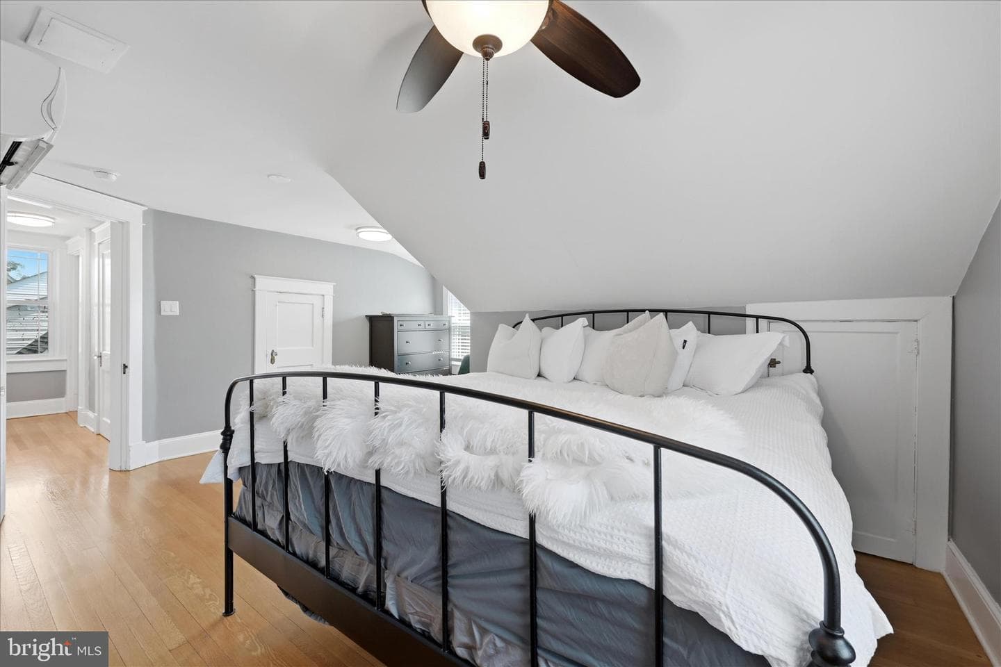 1423 Greystone Terrace photo 24