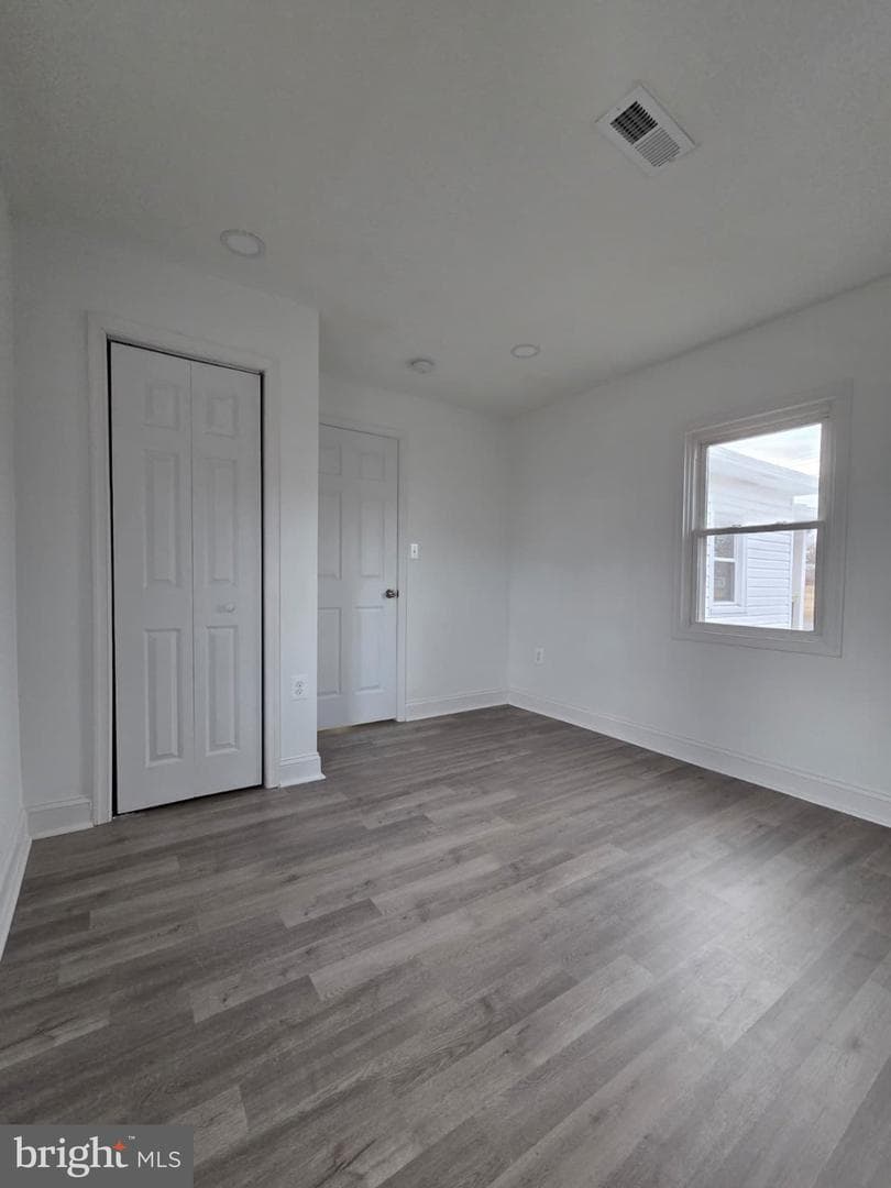580 York Avenue photo 6