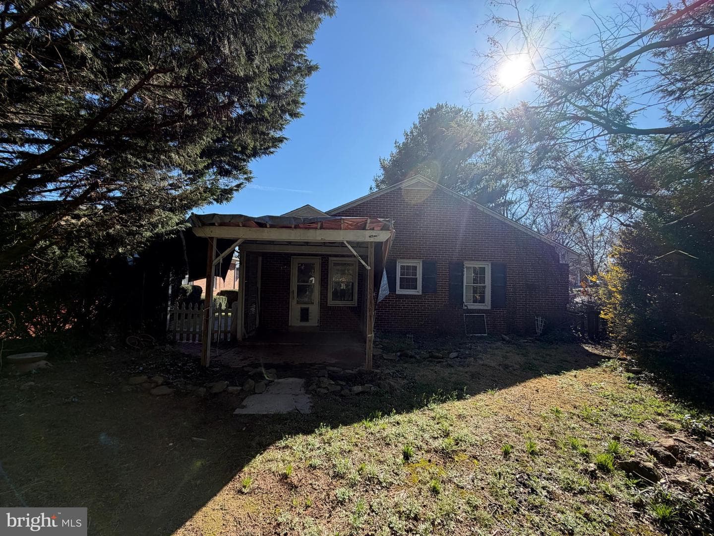 540 Bellview Ave photo 30