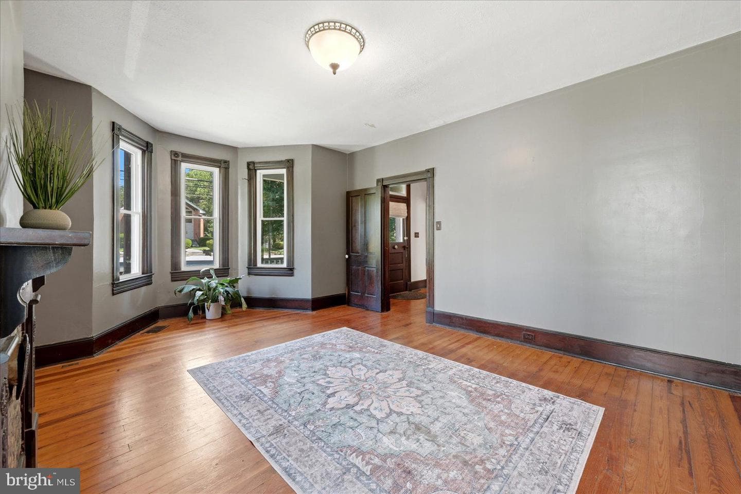 519 Fairmont Avenue photo 8