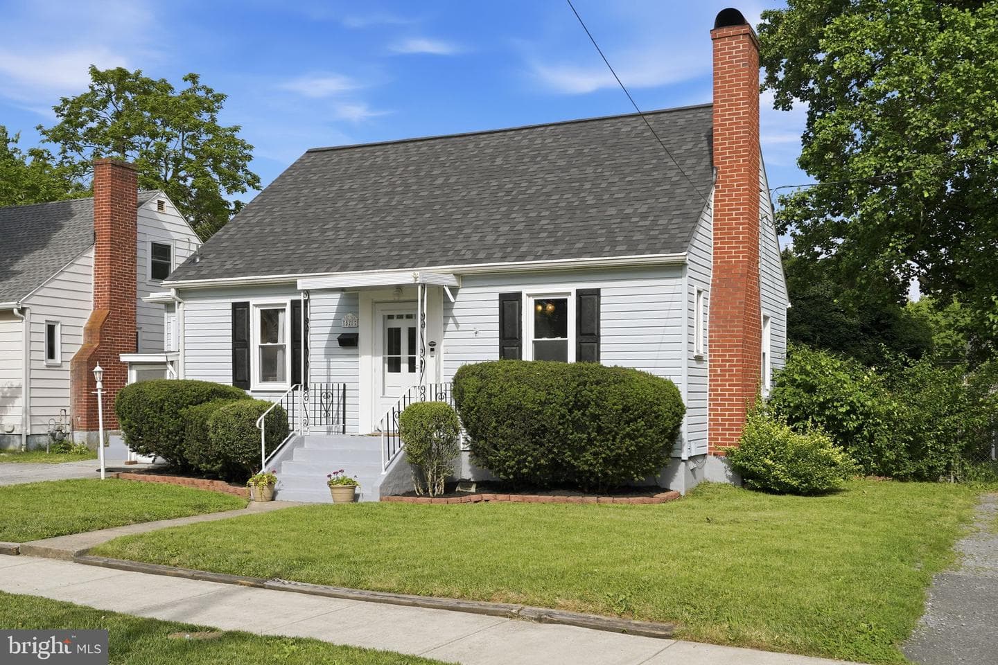 528 Battle Avenue photo 3
