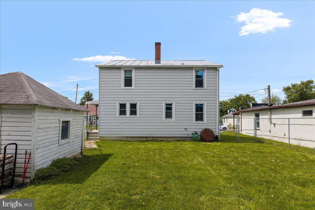 1044 Orchard Avenue photo 20
