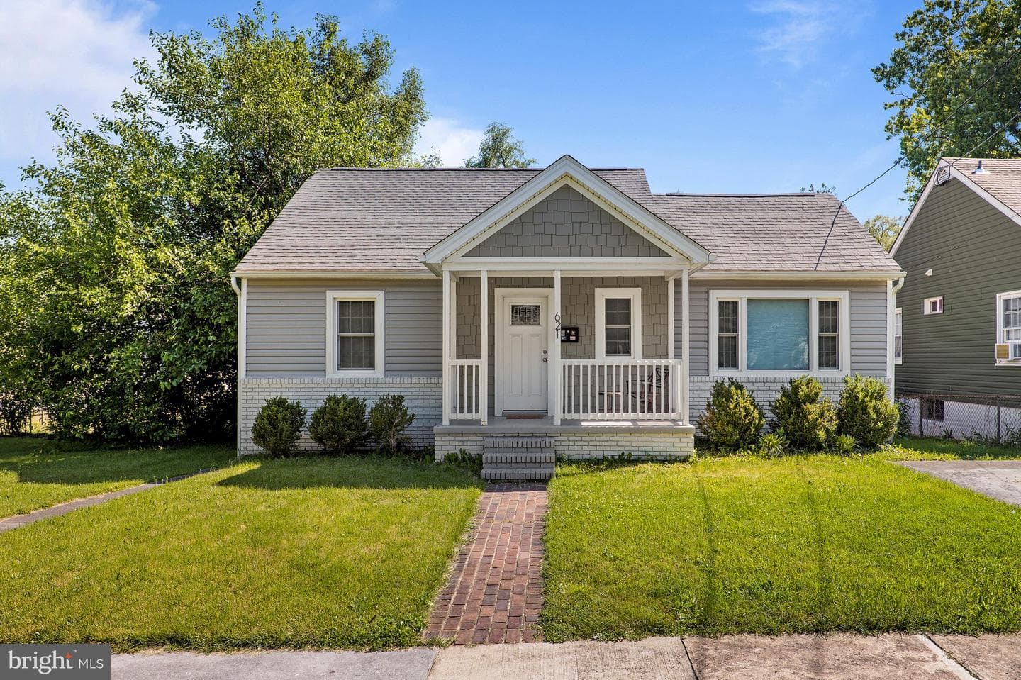 621 Patterson Ave photo 32