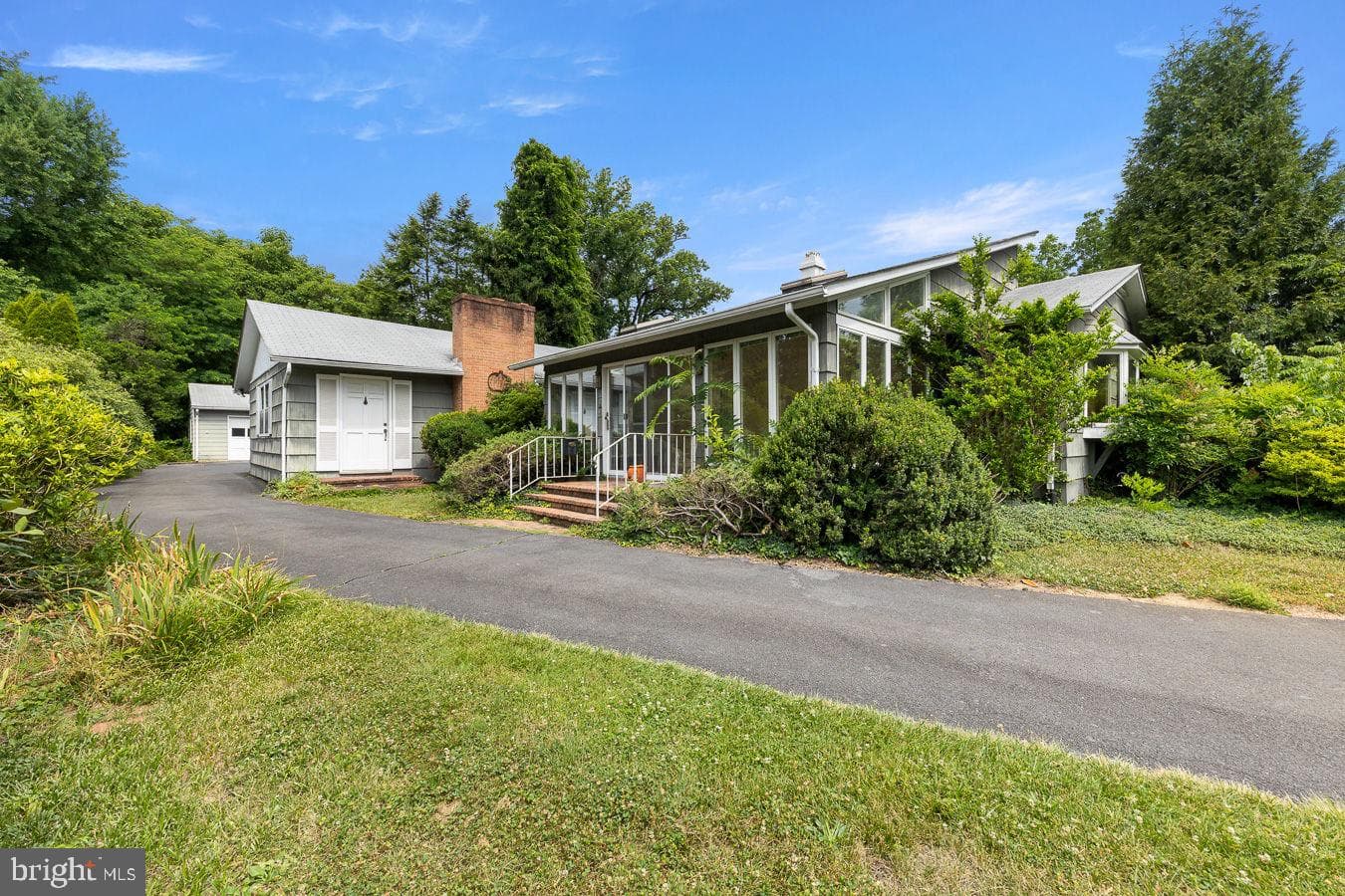 443 Fairmont Avenue photo 3