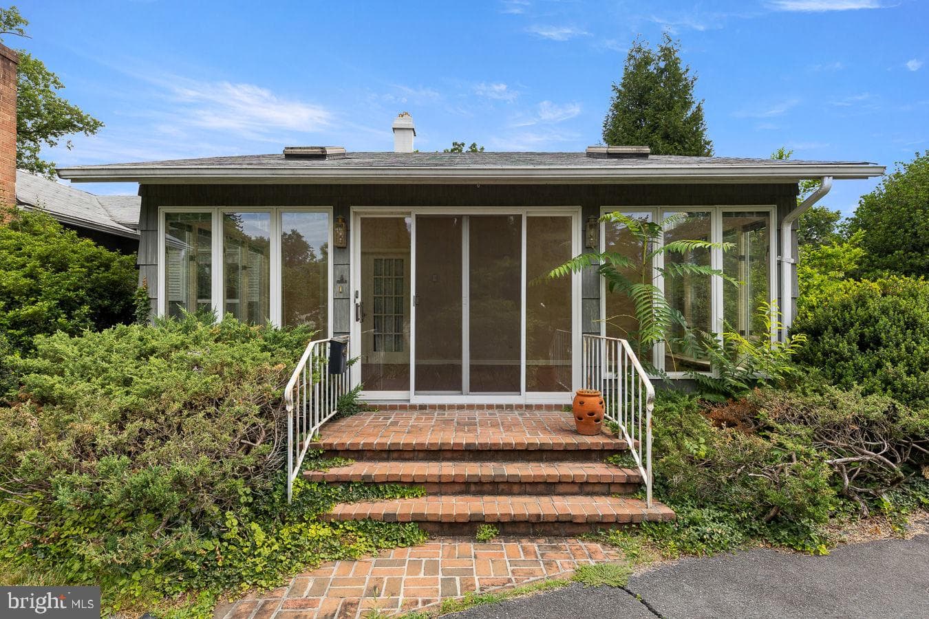 443 Fairmont Avenue photo 4