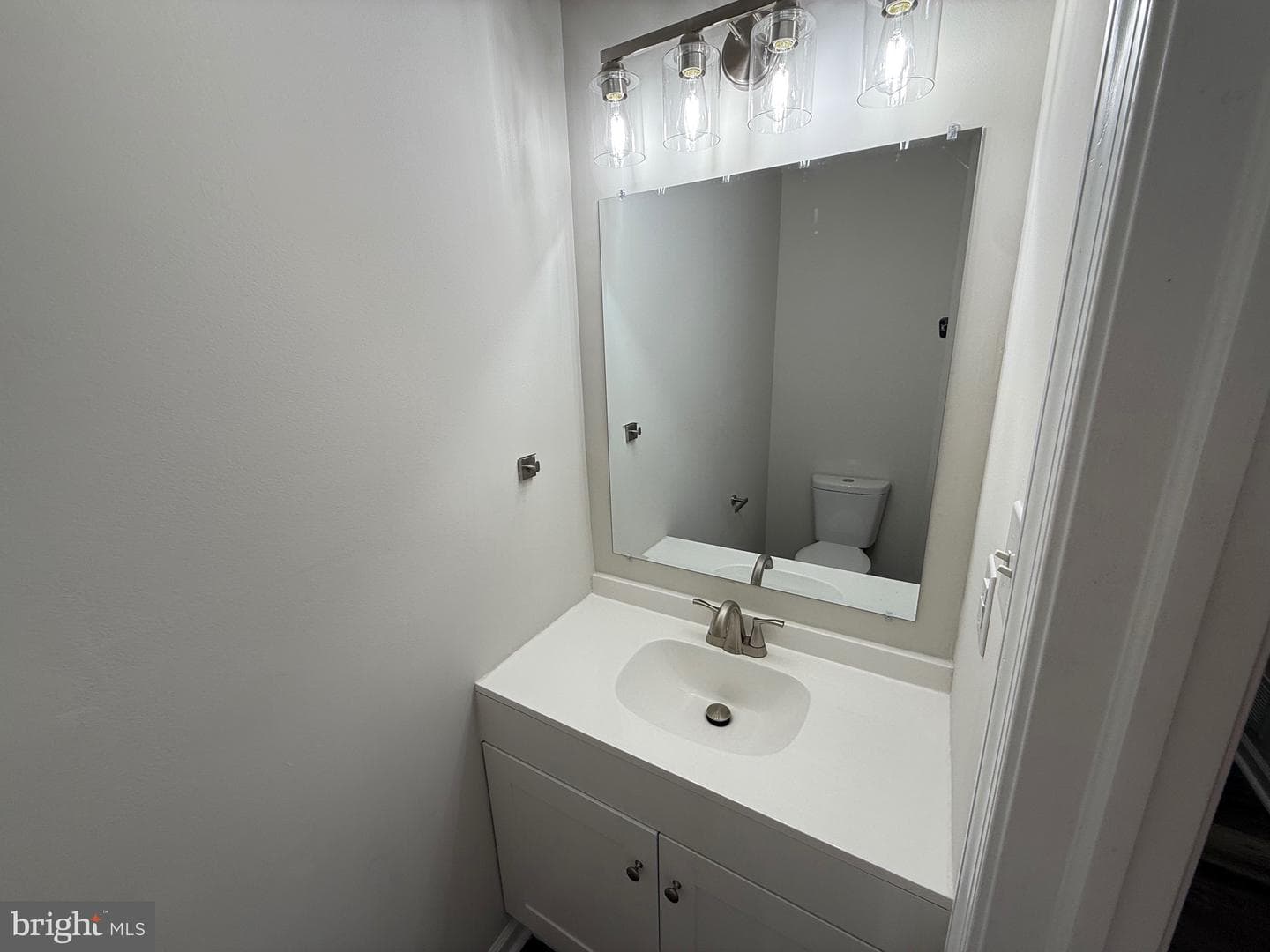 206 Kimberly Way photo 4