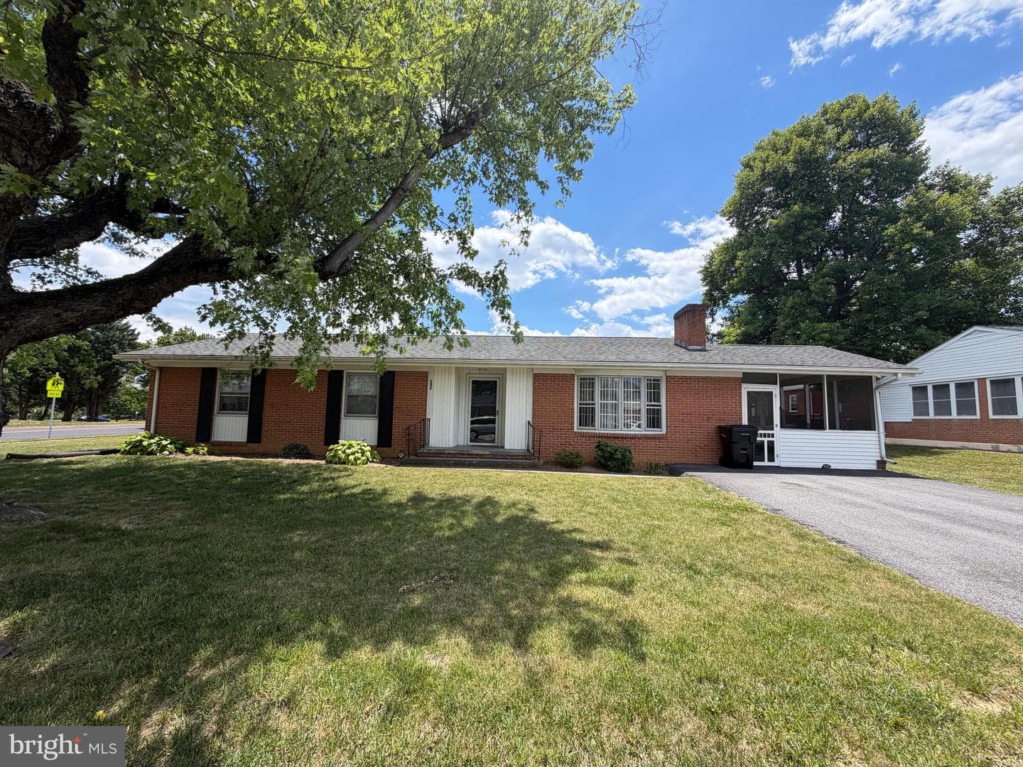302 Wentworth Drive, Winchester