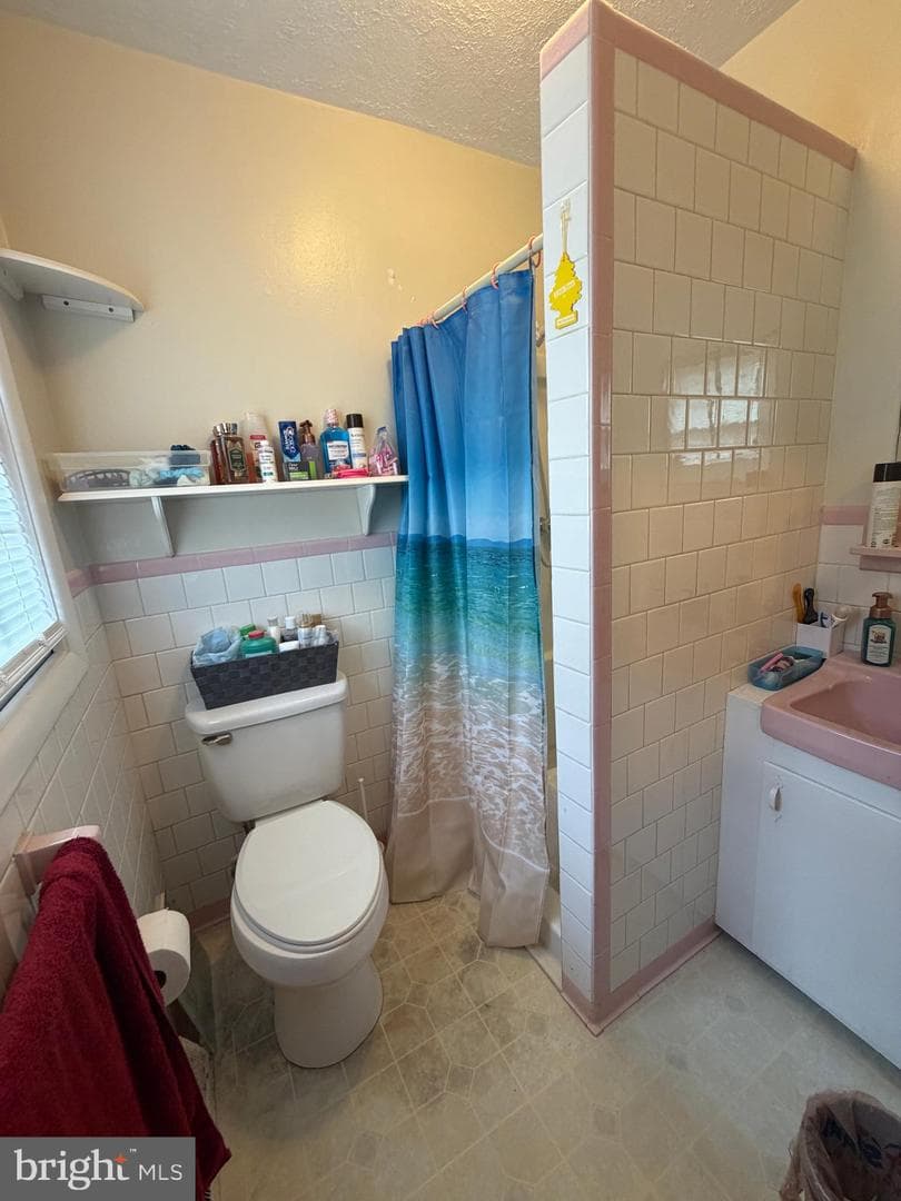 302 Wentworth Drive photo 17