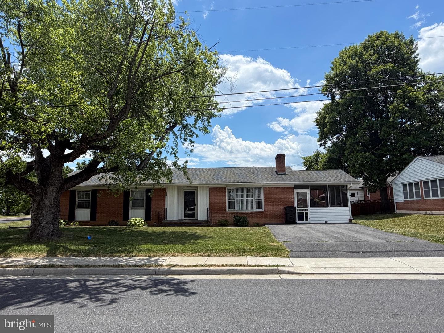 302 Wentworth Drive, Winchester