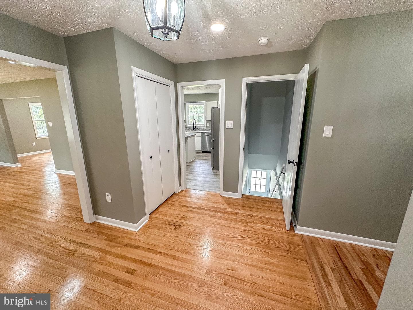 110 Russellcroft Road photo 26