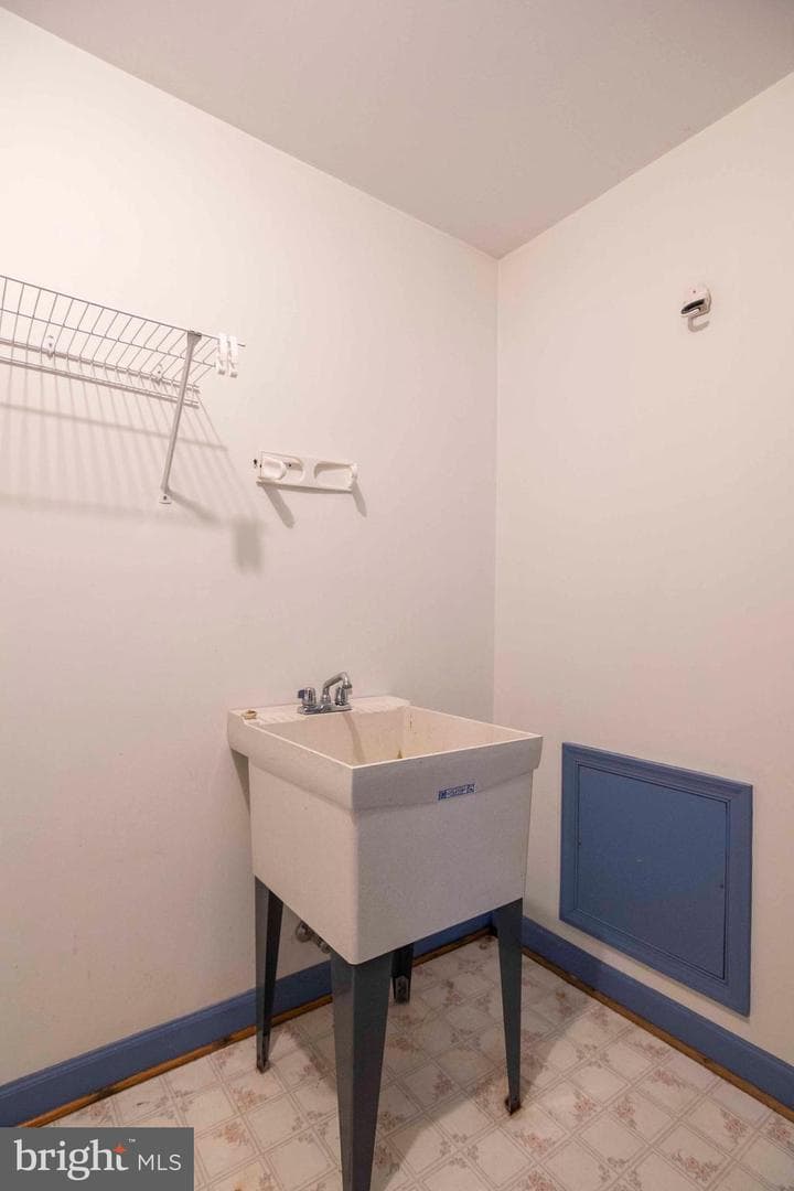 507 Meadow Lane photo 77