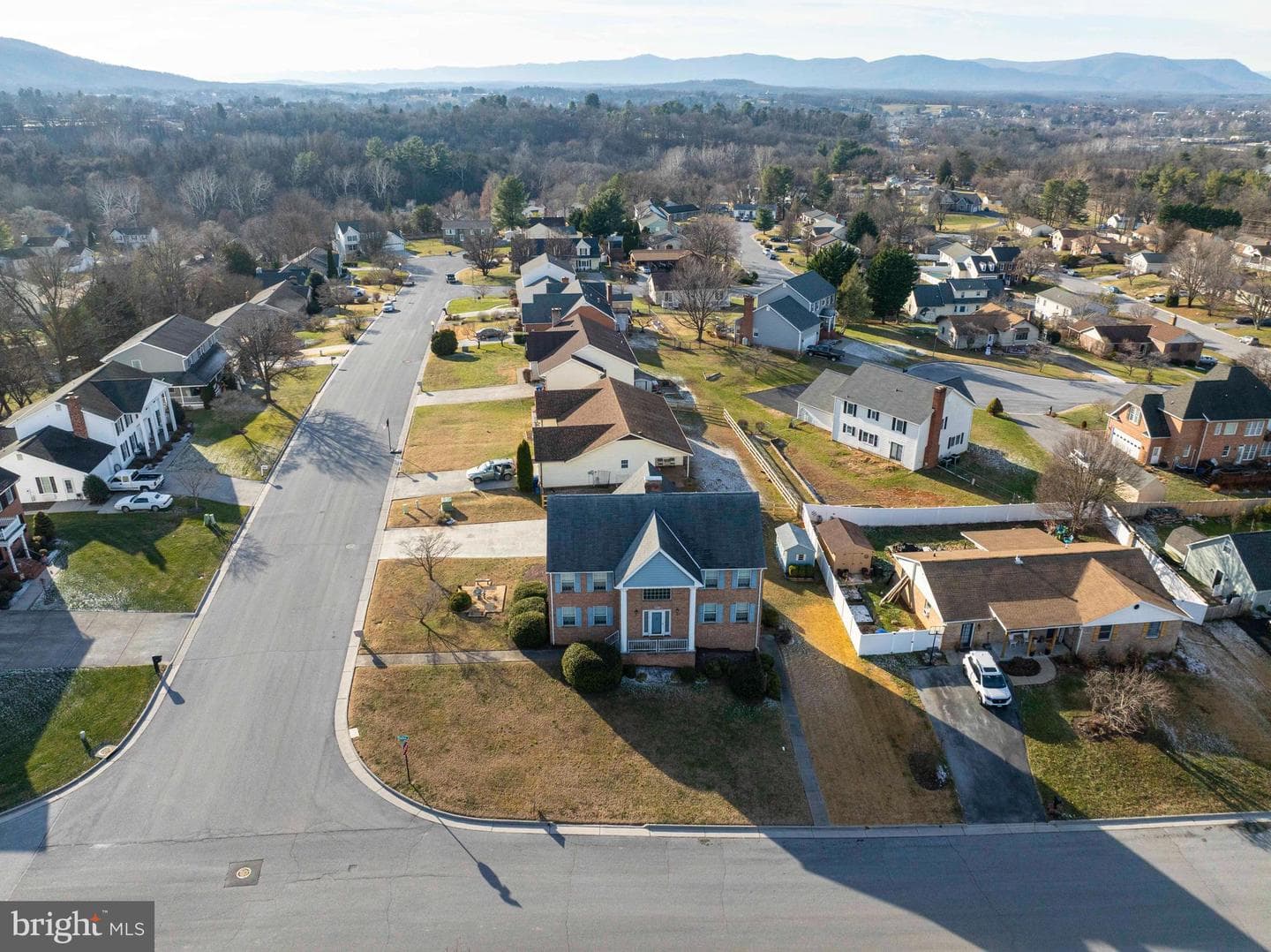 507 Meadow Lane photo 8
