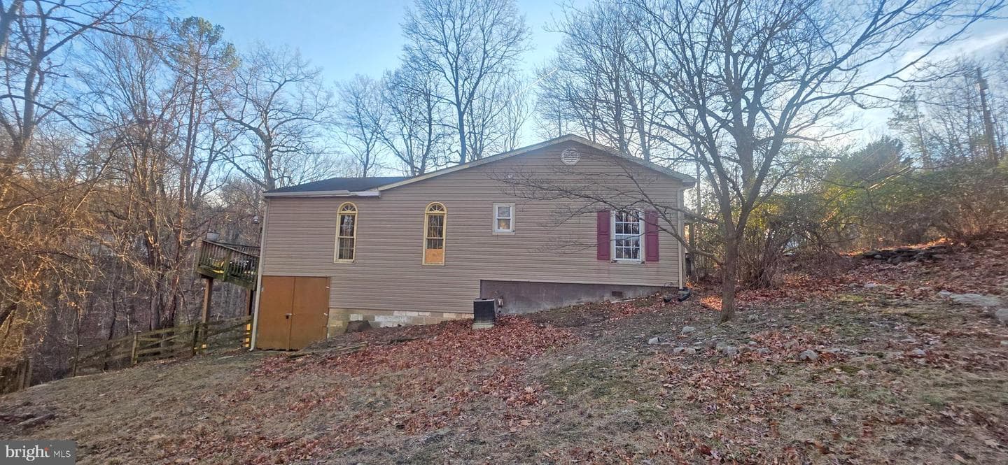 298 Honey Farm Lane photo 3