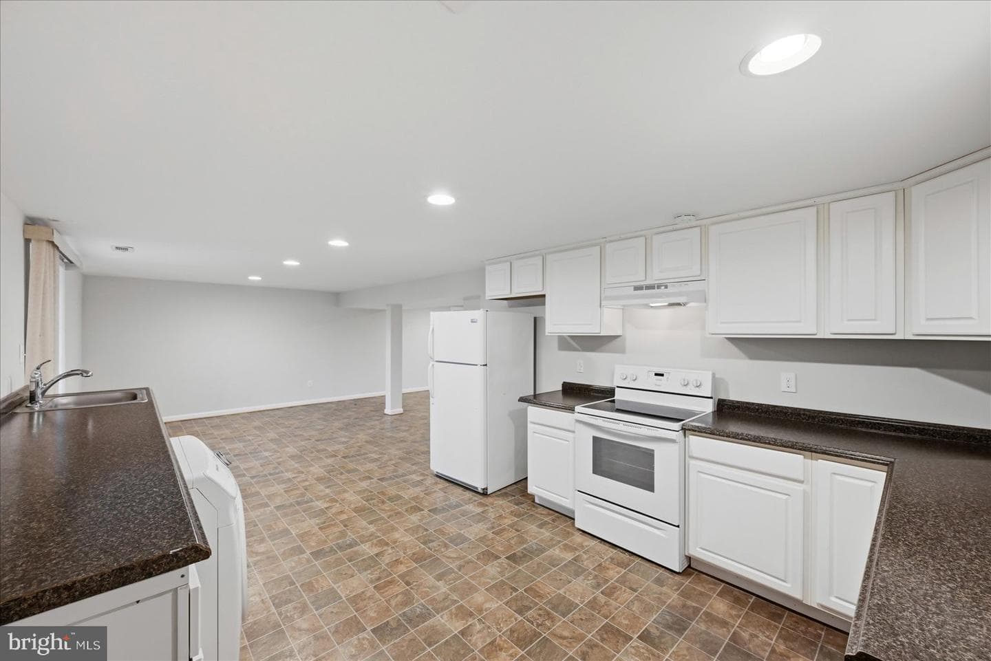 388 Bowling Green Road photo 27