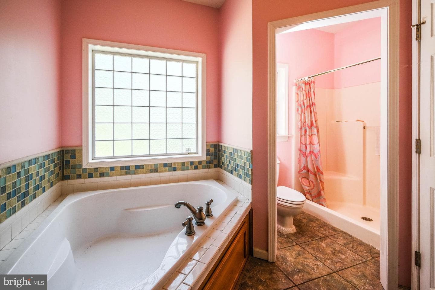 1195 Shangri La Road photo 31