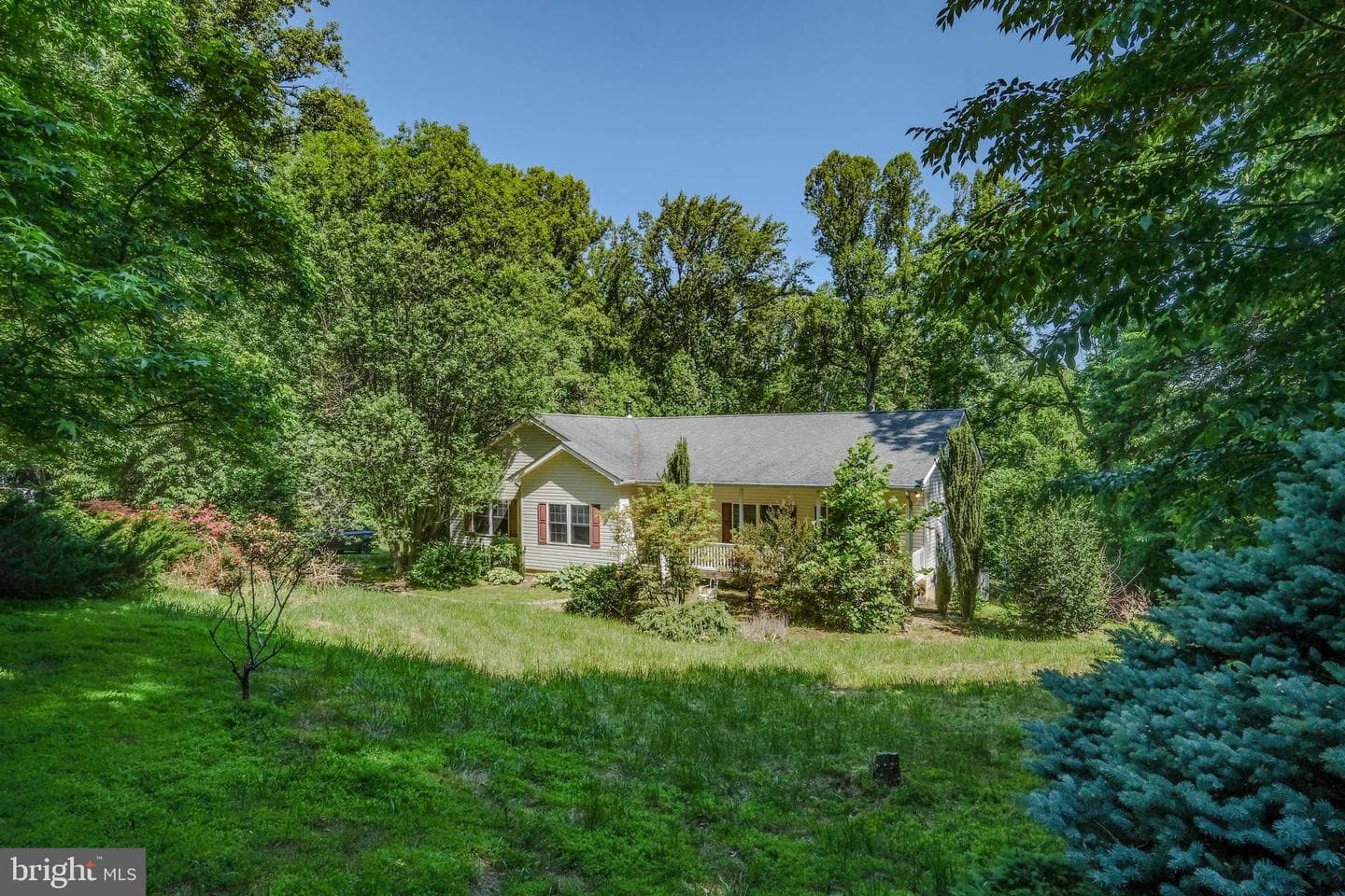 1195 Shangri La Road photo 4