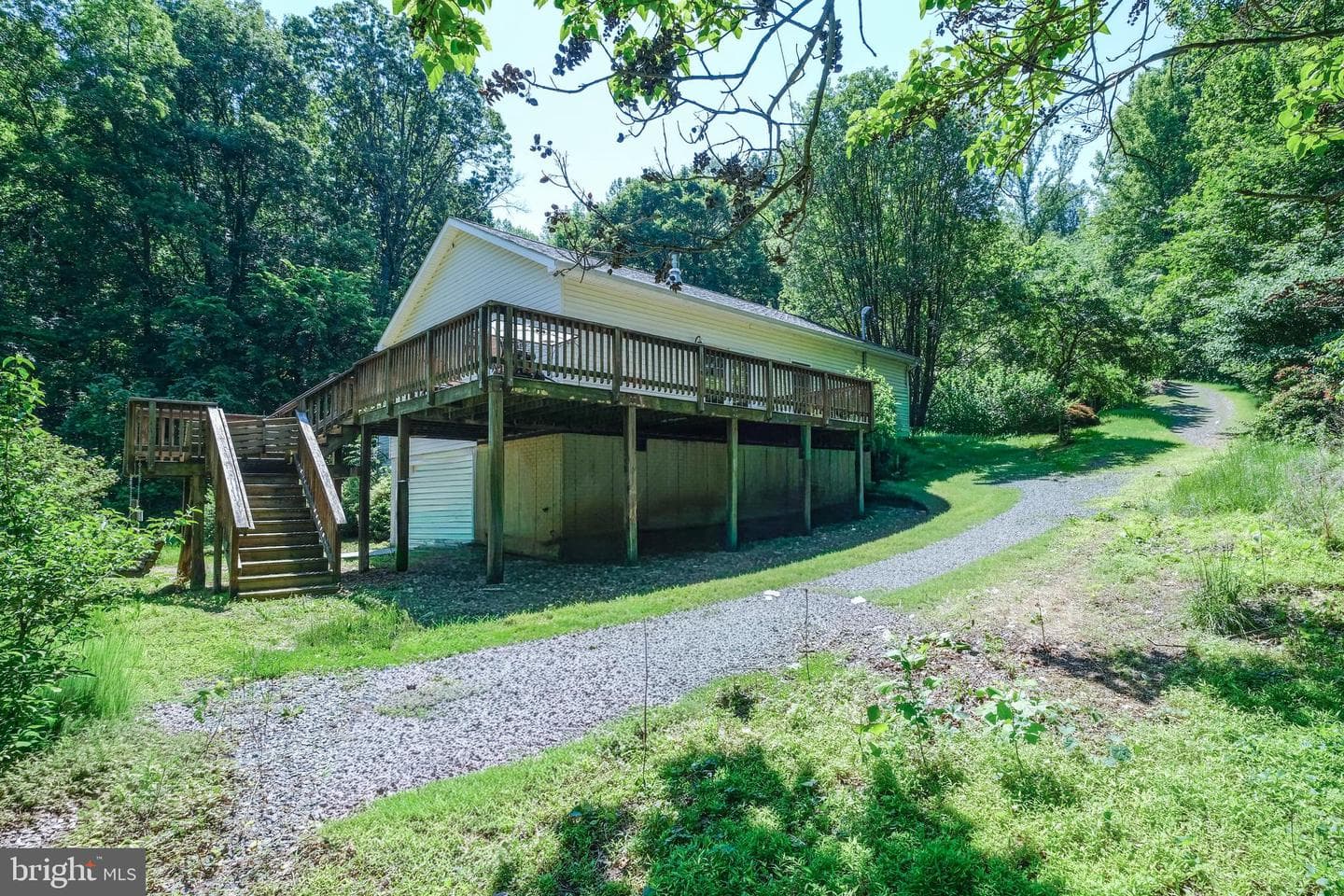 1195 Shangri La Road photo 7