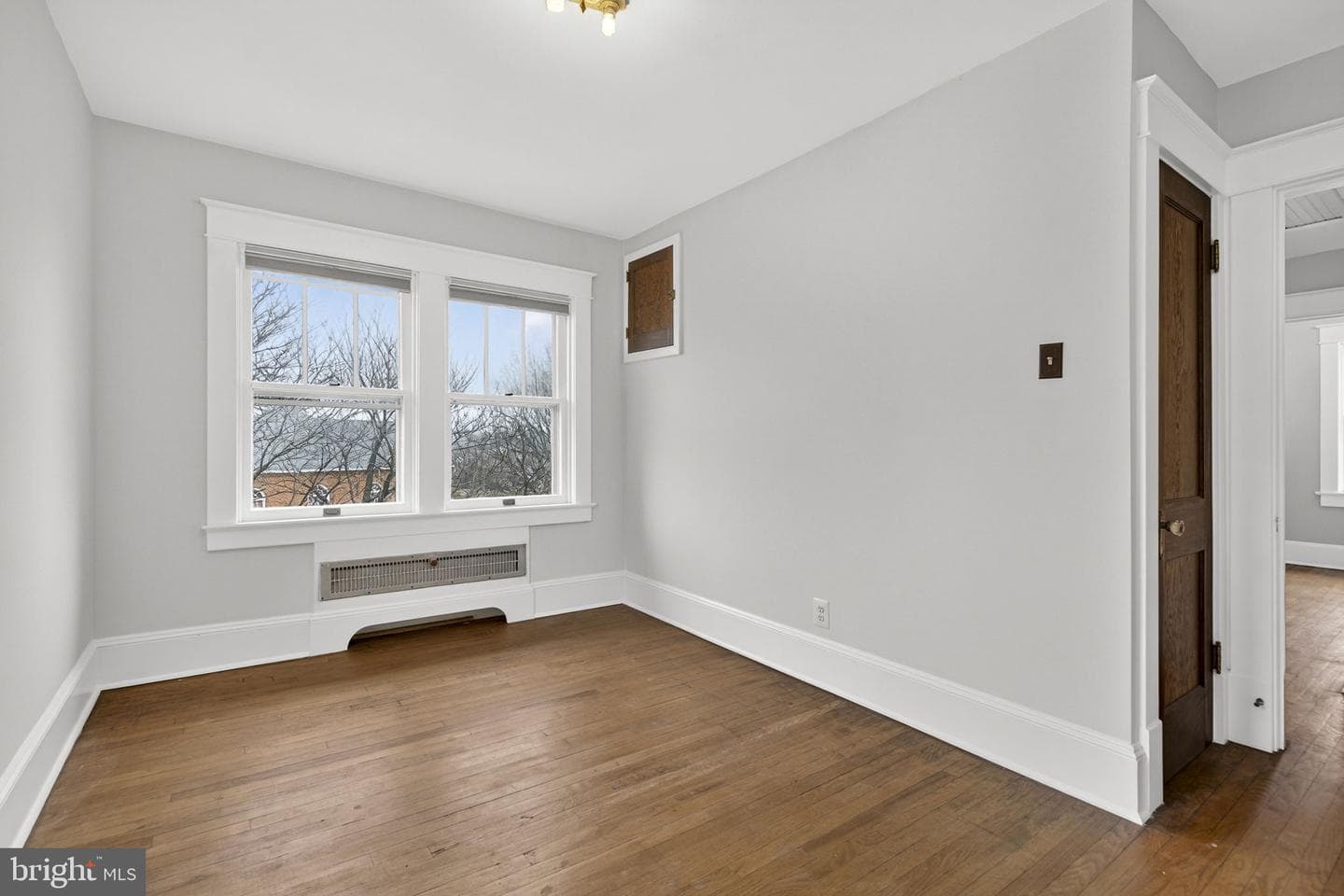 129 Luray Avenue photo 16