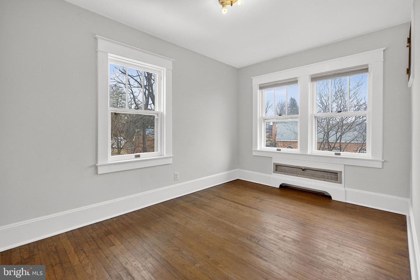129 Luray Avenue photo 25