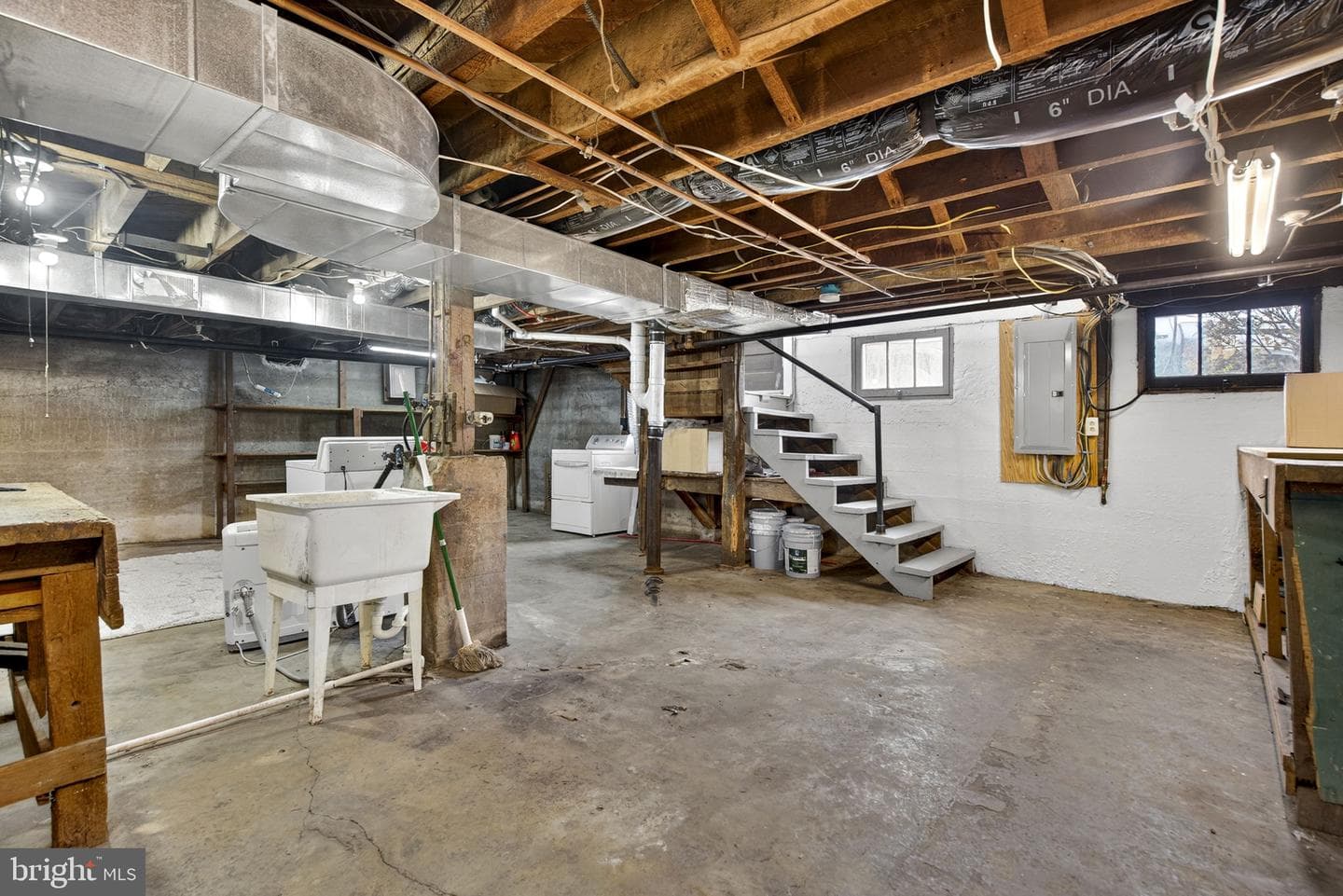 129 Luray Avenue photo 32