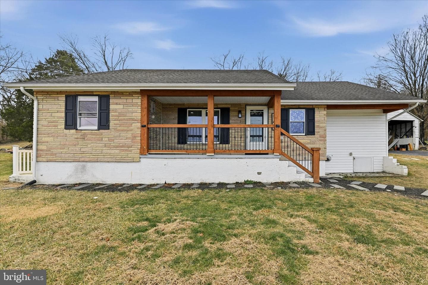 147 W Duck Street