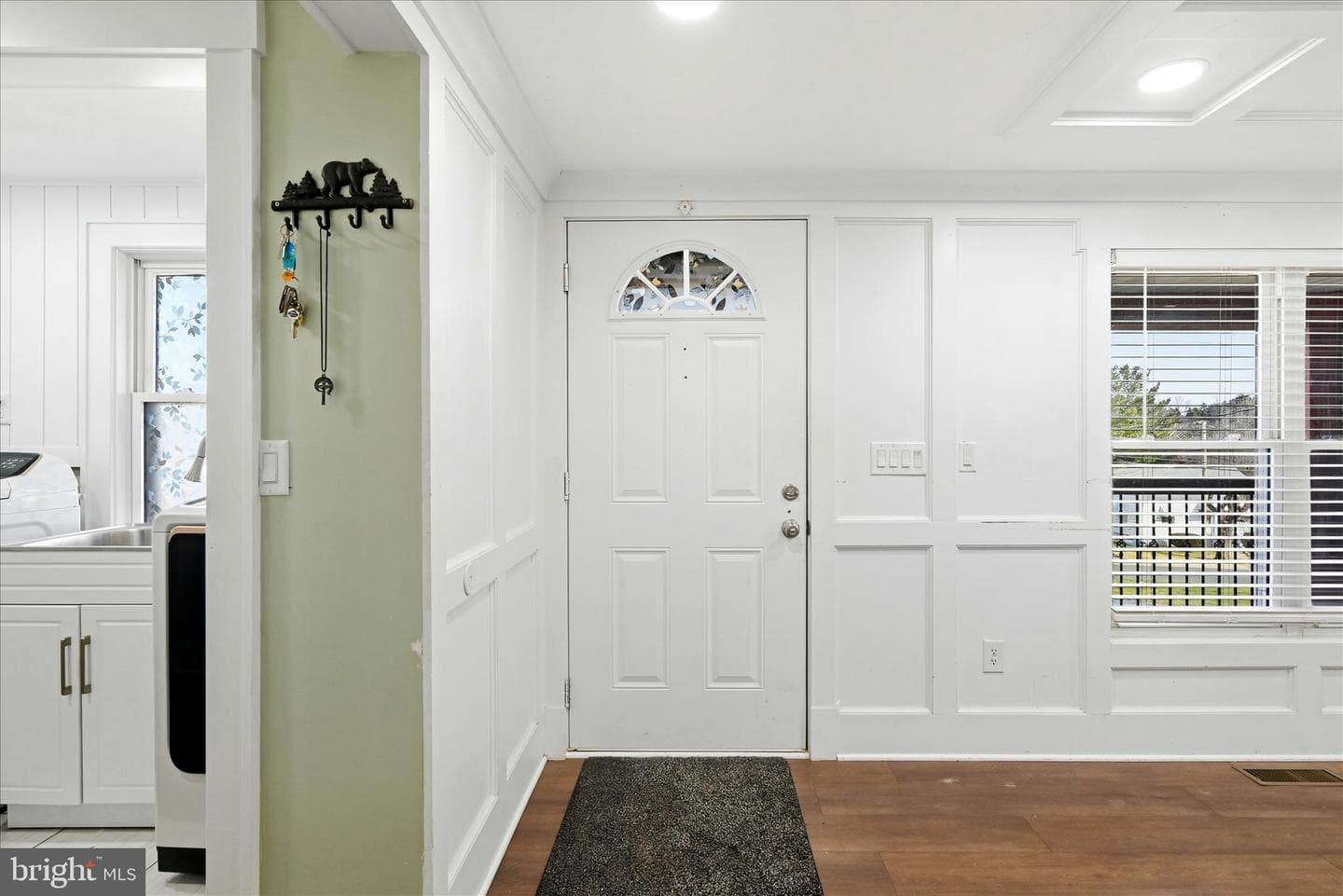 147 W Duck Street photo 8