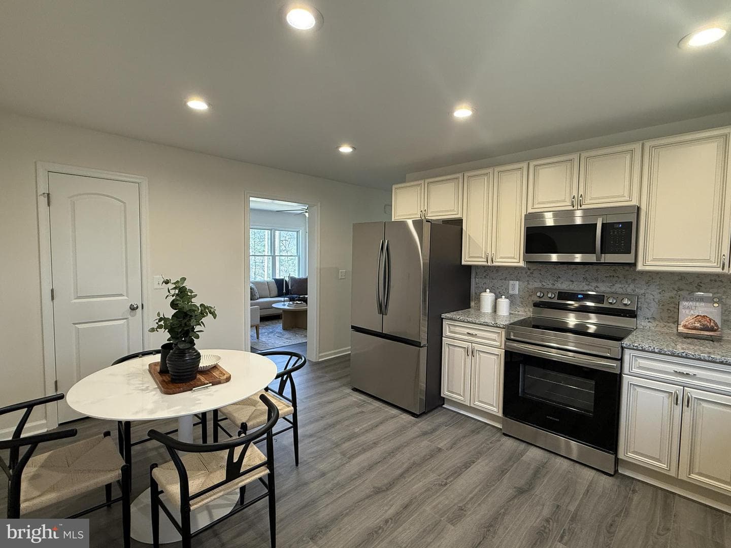 42 Aluna Drive photo 4