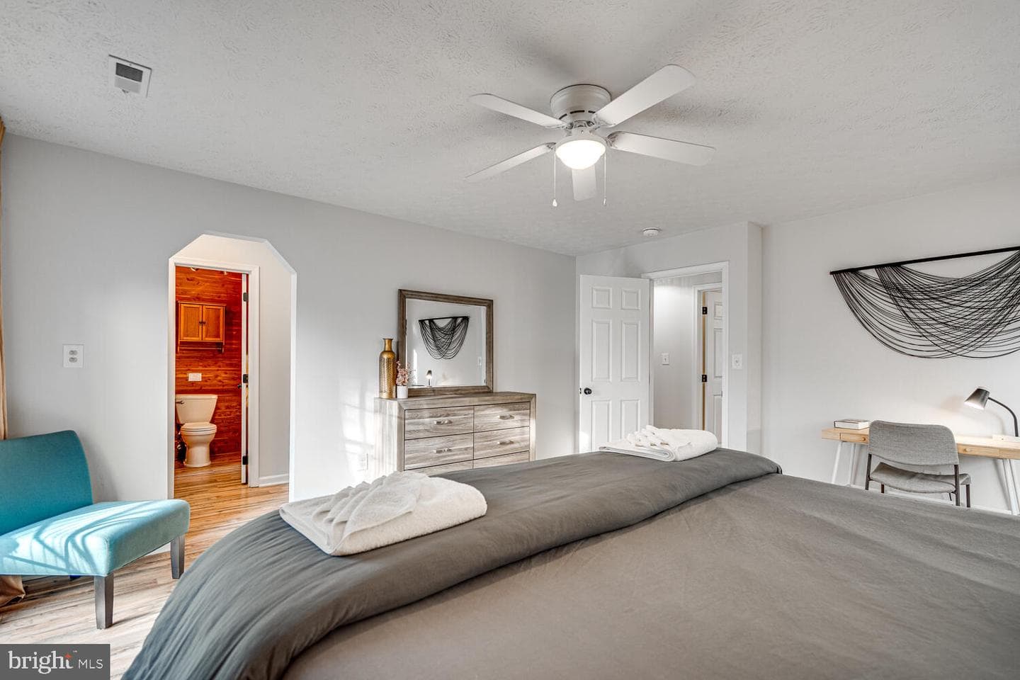 540 Lakeside Drive photo 69