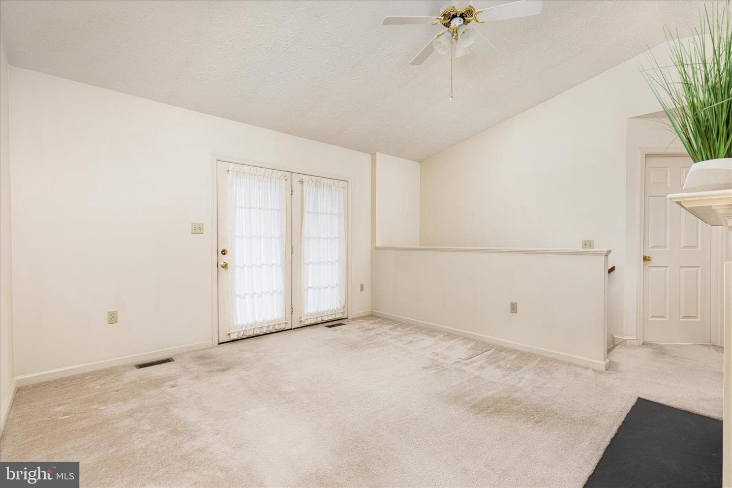 1057 Harmony Orchard Road photo 5