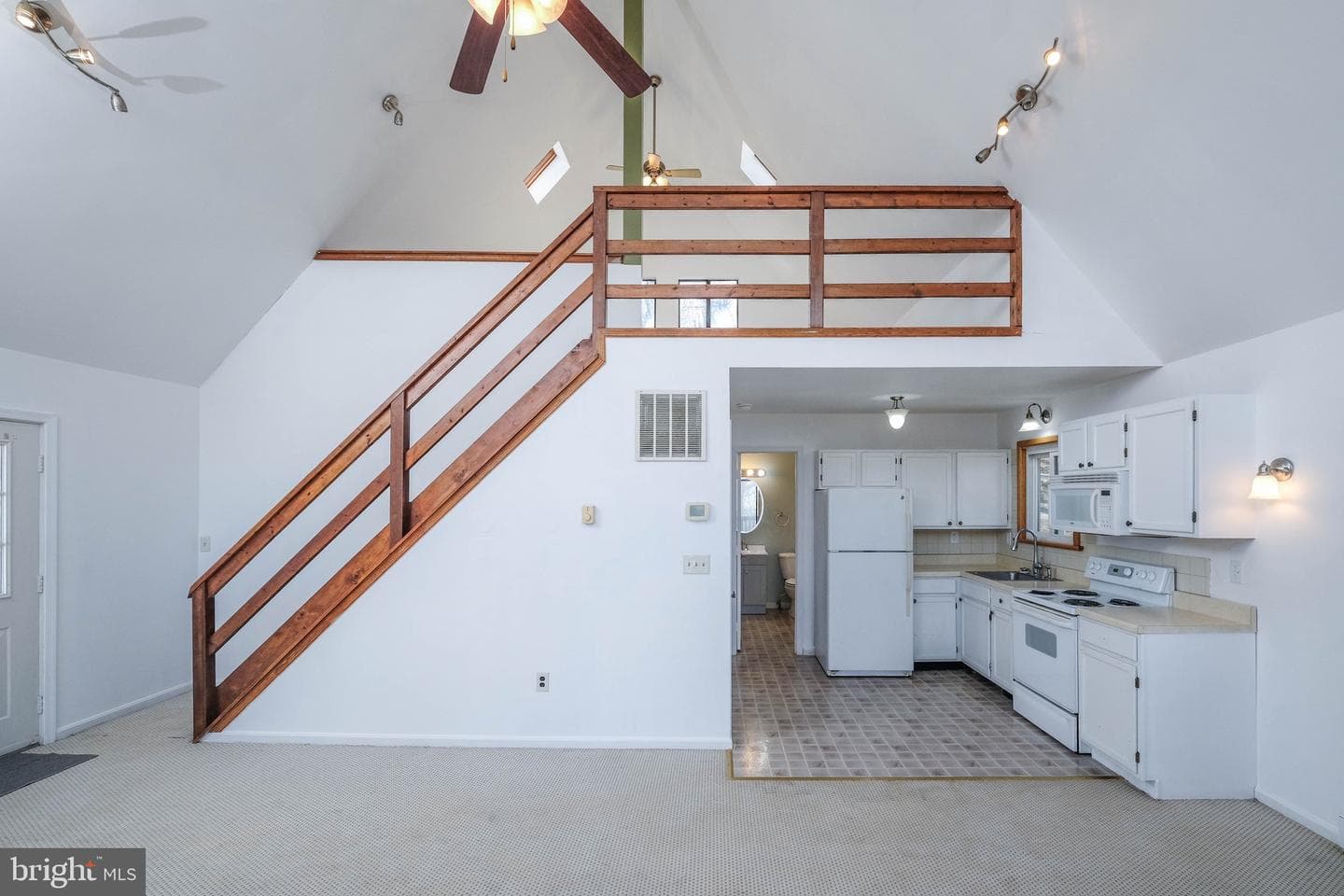 59 Alpine Drive photo 5