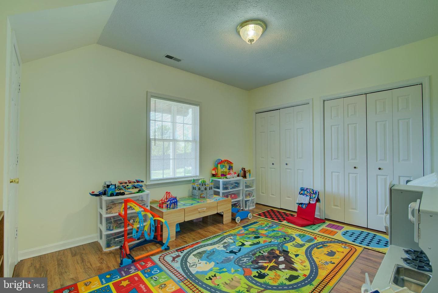281 Creekside Way photo 31