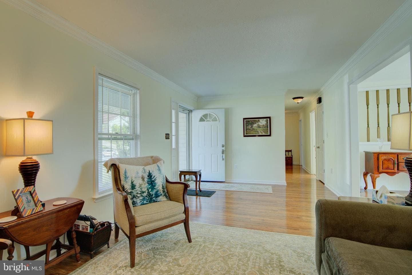 281 Creekside Way photo 5