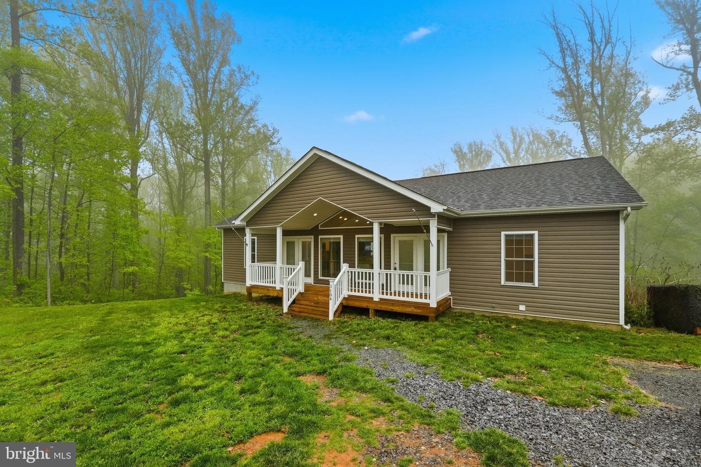 1104 High Top Road photo 3