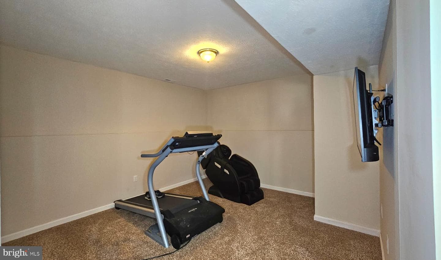 54 Magnolia Drive photo 17