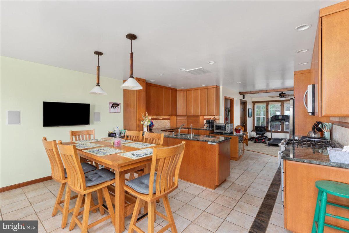 209 Park Ridge Court photo 11