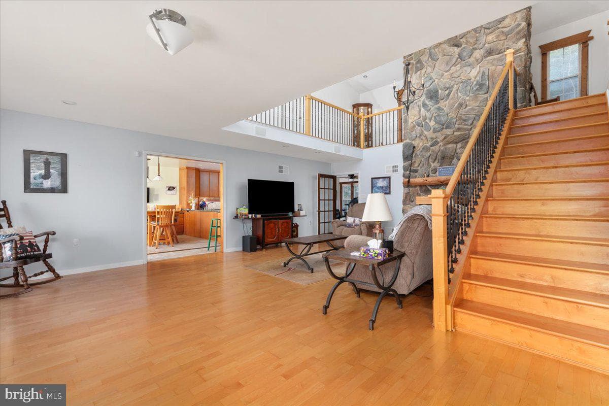 209 Park Ridge Court photo 4
