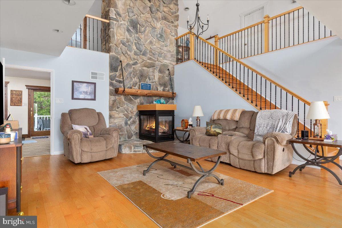 209 Park Ridge Court photo 6