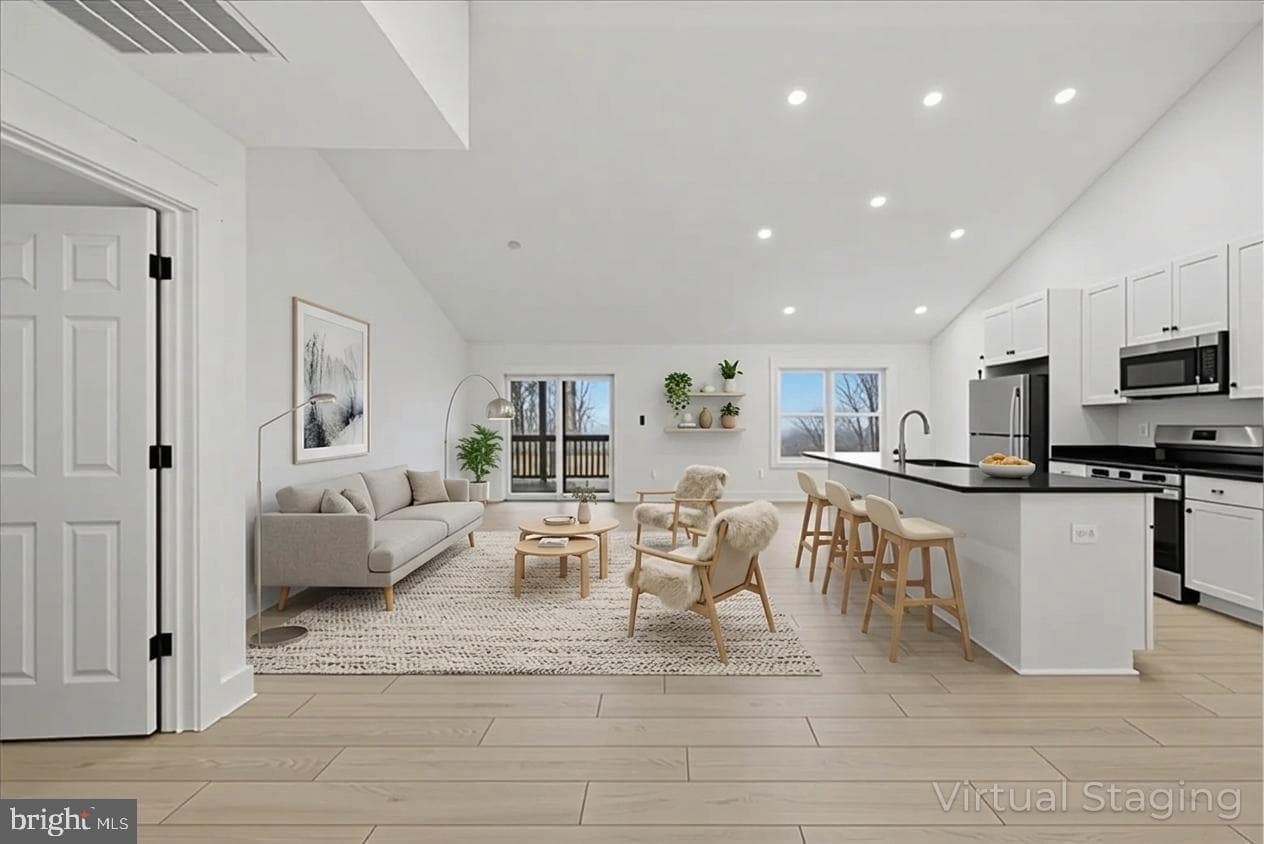 377 Windy Way photo 7
