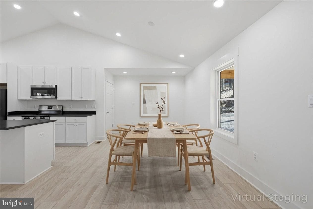 377 Windy Way photo 8