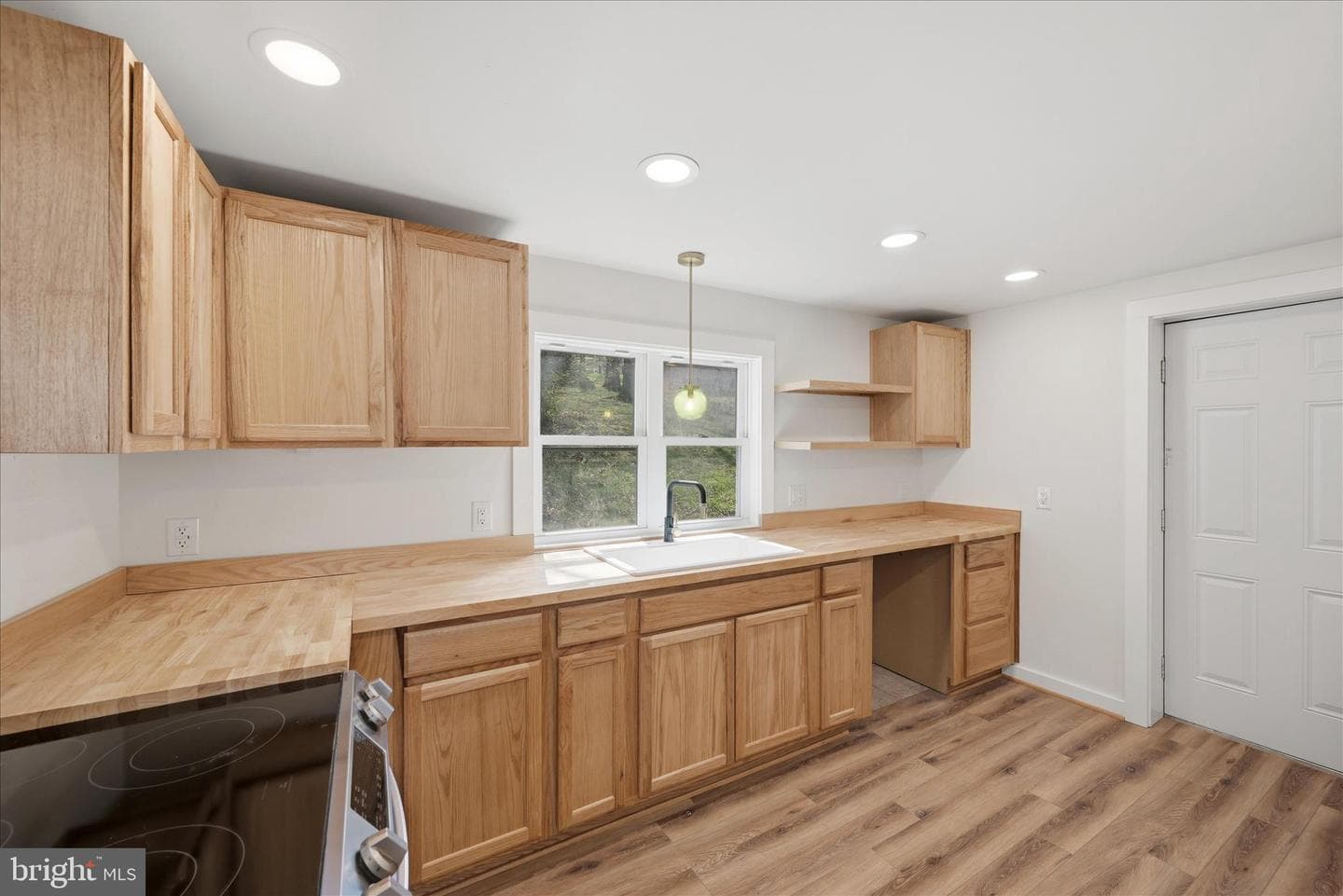 1 Depot Avenue photo 14