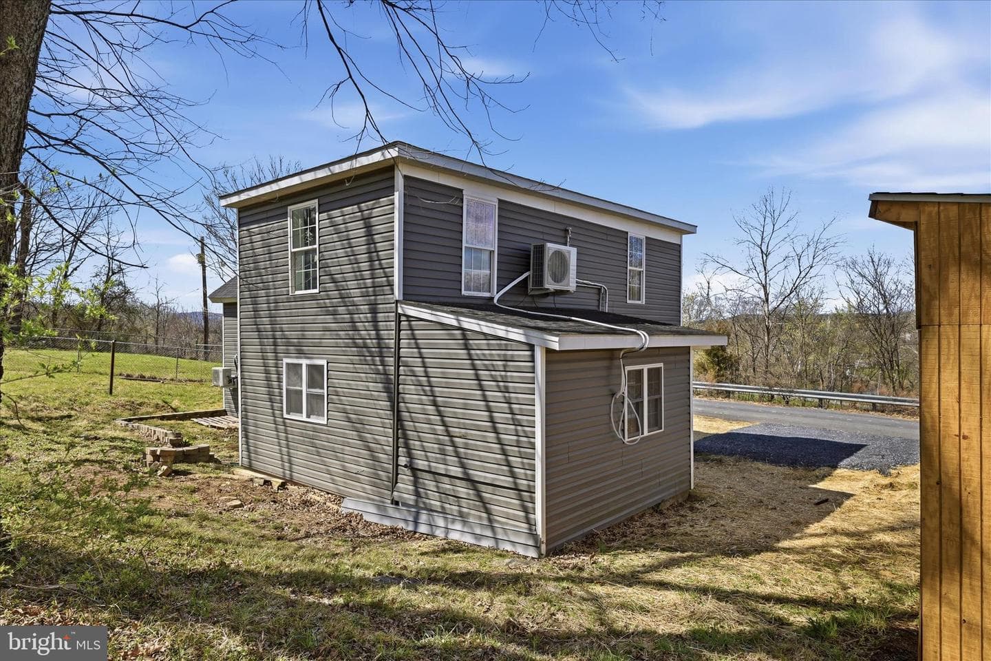 1 Depot Avenue photo 37