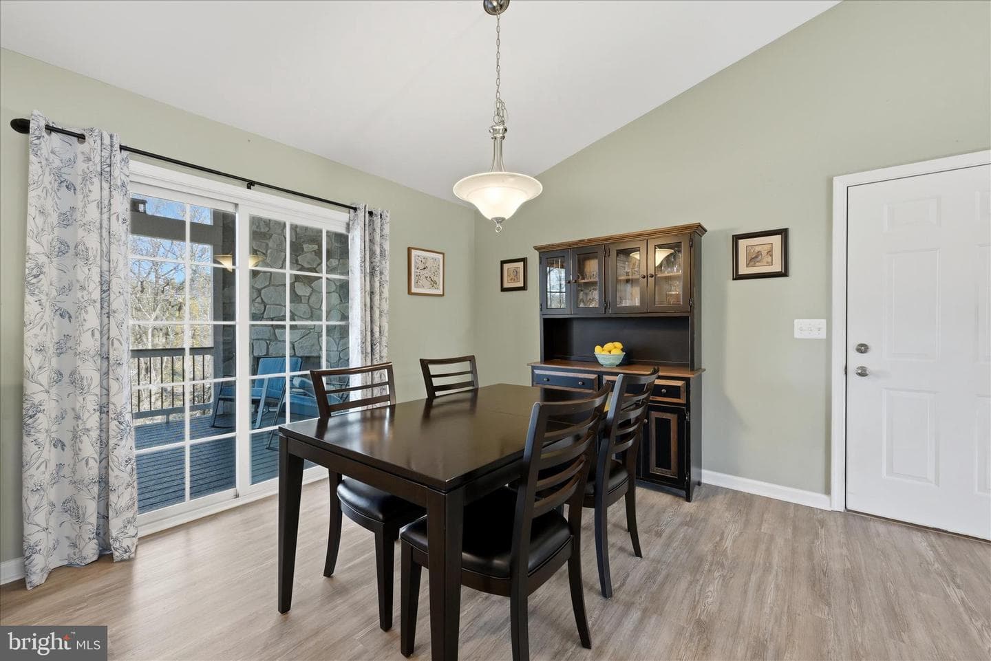112 Apple Orchard Drive photo 10