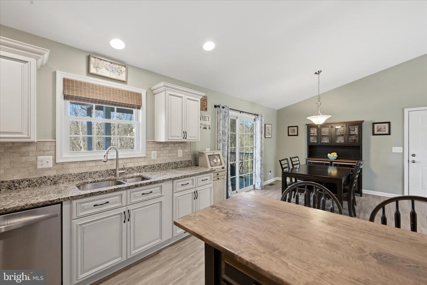 112 Apple Orchard Drive photo 14