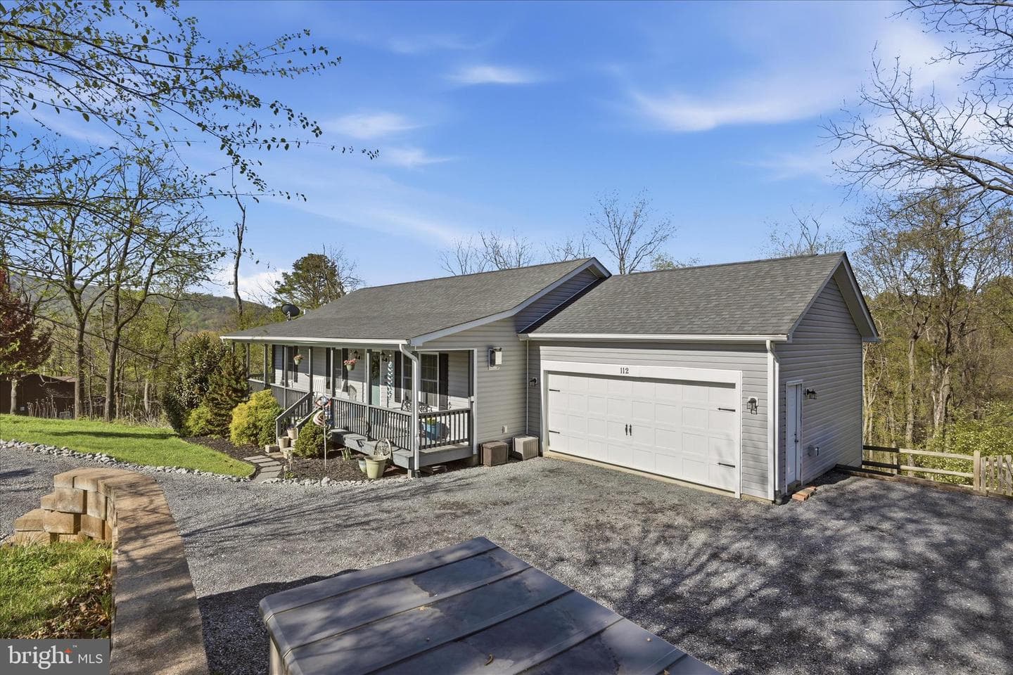 112 Apple Orchard Drive photo 2